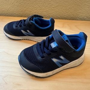 New Balance Sneakers - Size 6